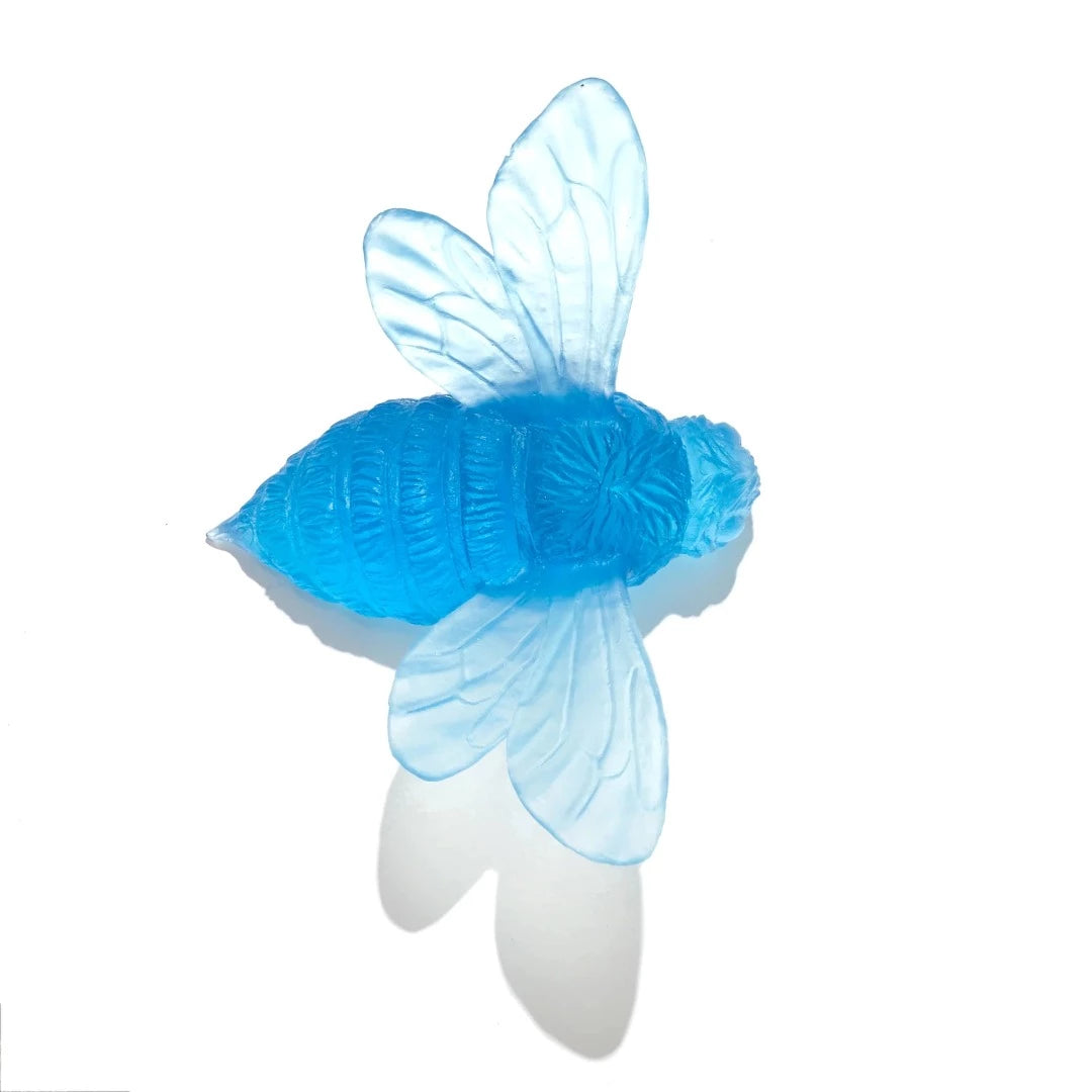 Bee Wings Out
