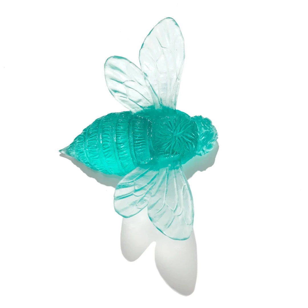Bee Wings Out