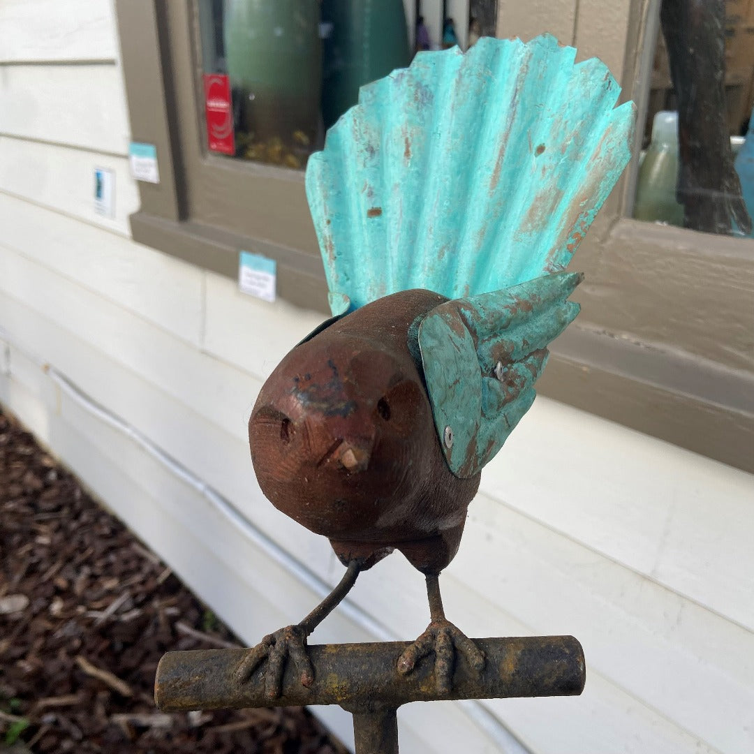 Fantail On Rod | Garden Sculpture