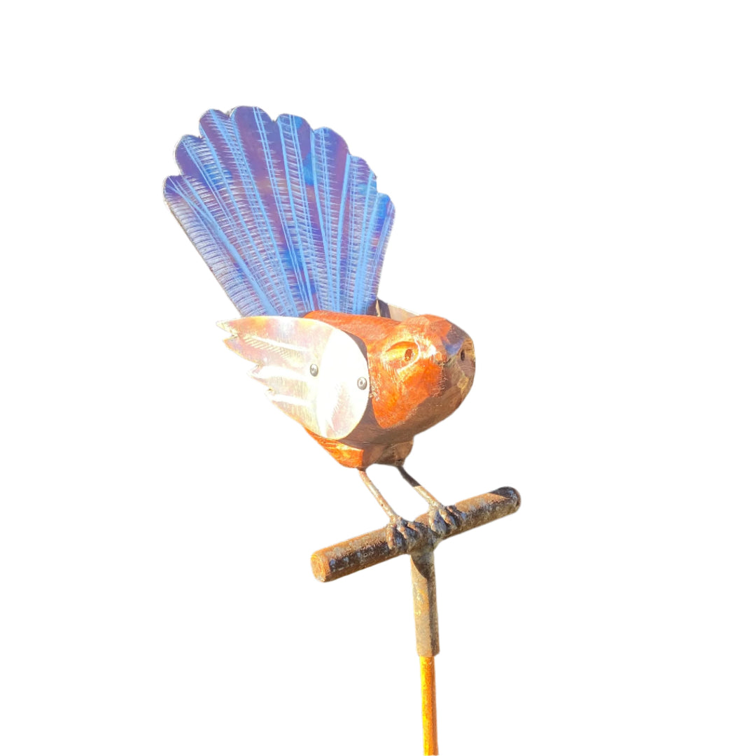 Fantail On Rod | Garden Sculpture