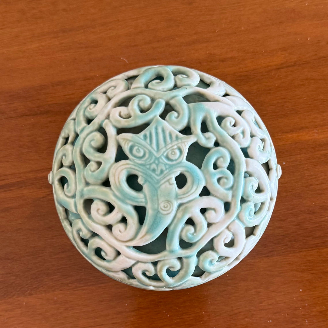 Double Walled Reticulated Dish With Tiki & Koru Motif