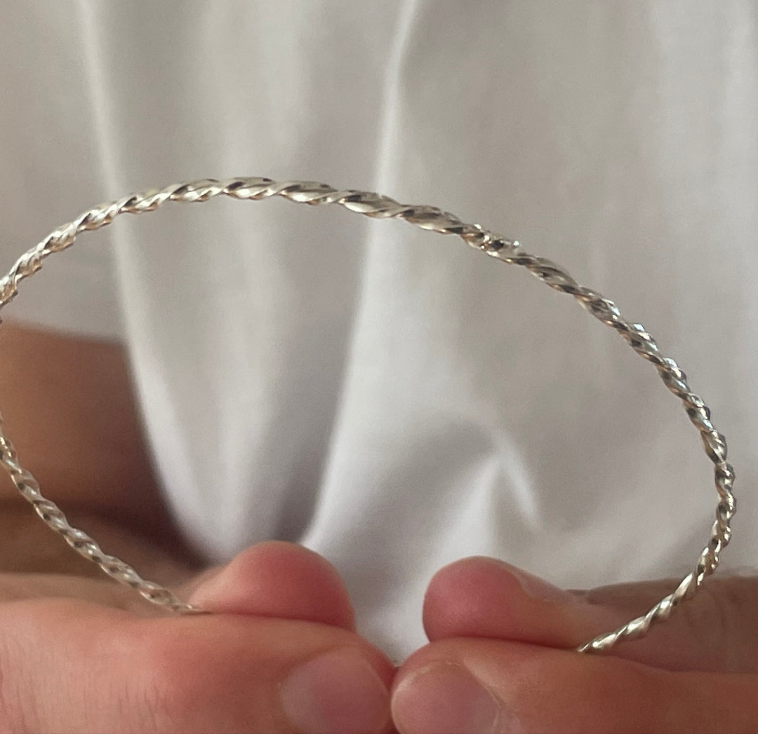 Thin Twisted Silver Bangle