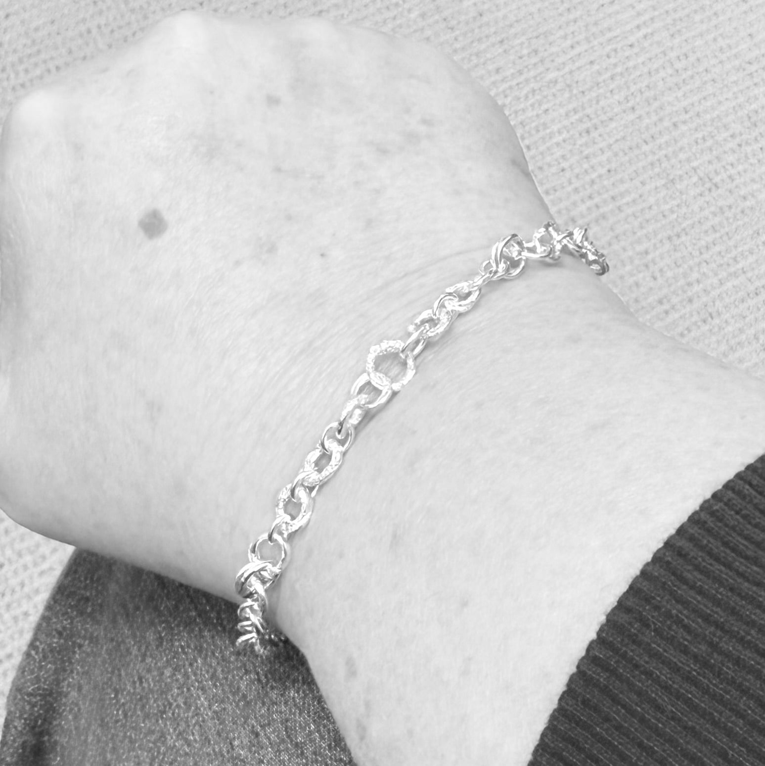 Silver Chainmail Bracelet | Light Weight