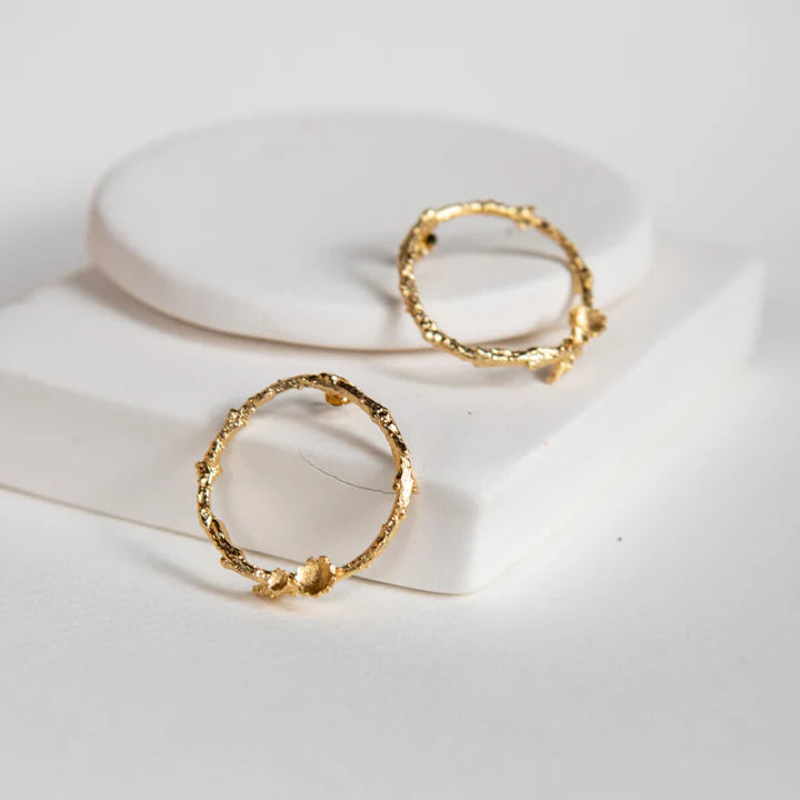 Briar Wreath Studs