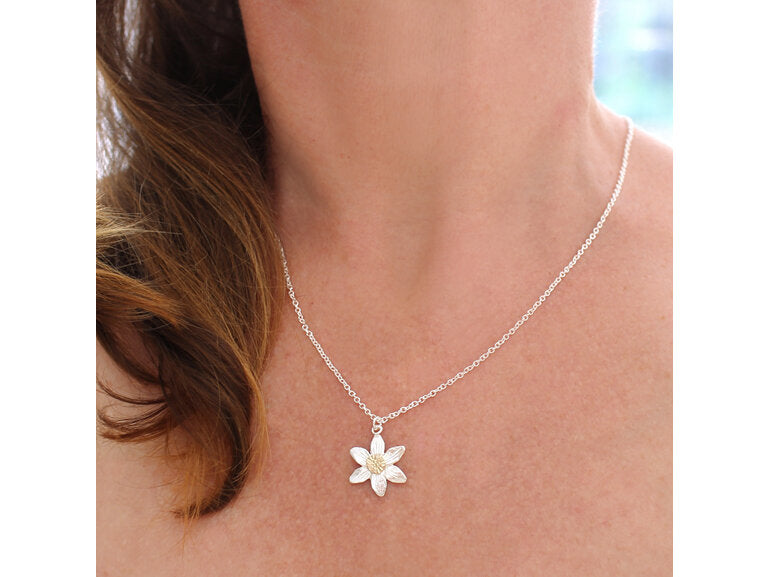 Clematis Flower Necklace