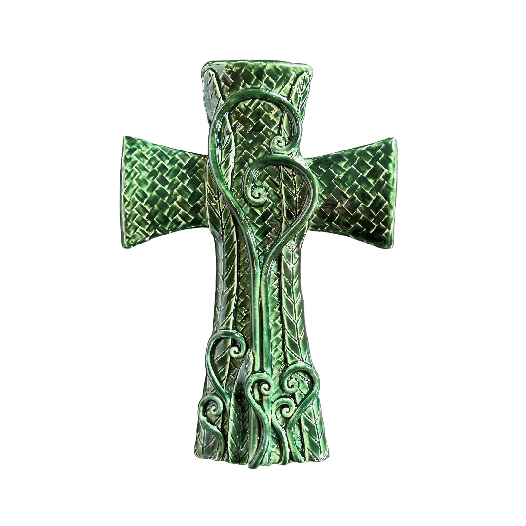 Koru Cross | Medium