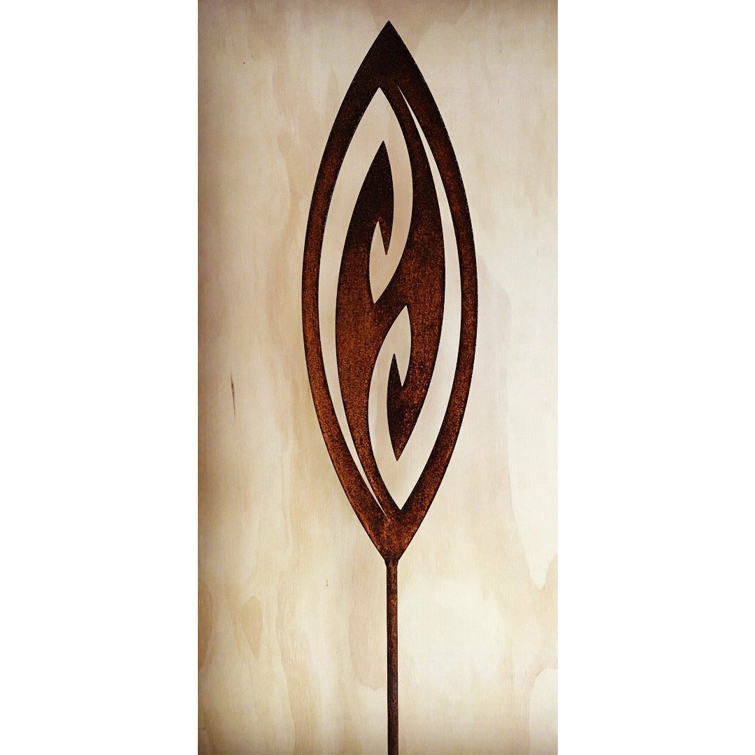 Rusty Affair Garden Spears