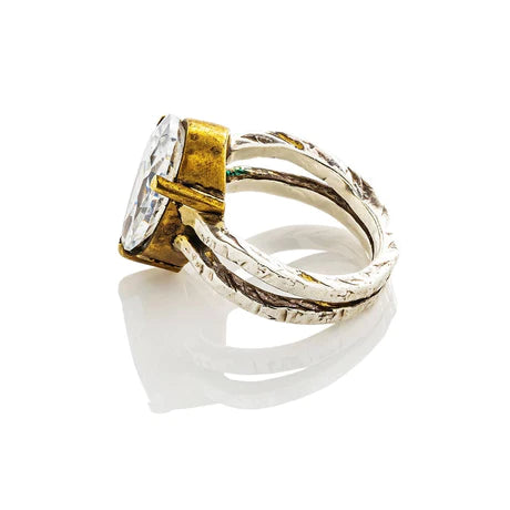 Venus Ring Gold Detail Crystal Quartz