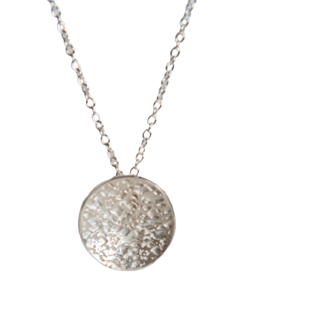 Lace Detail Necklace