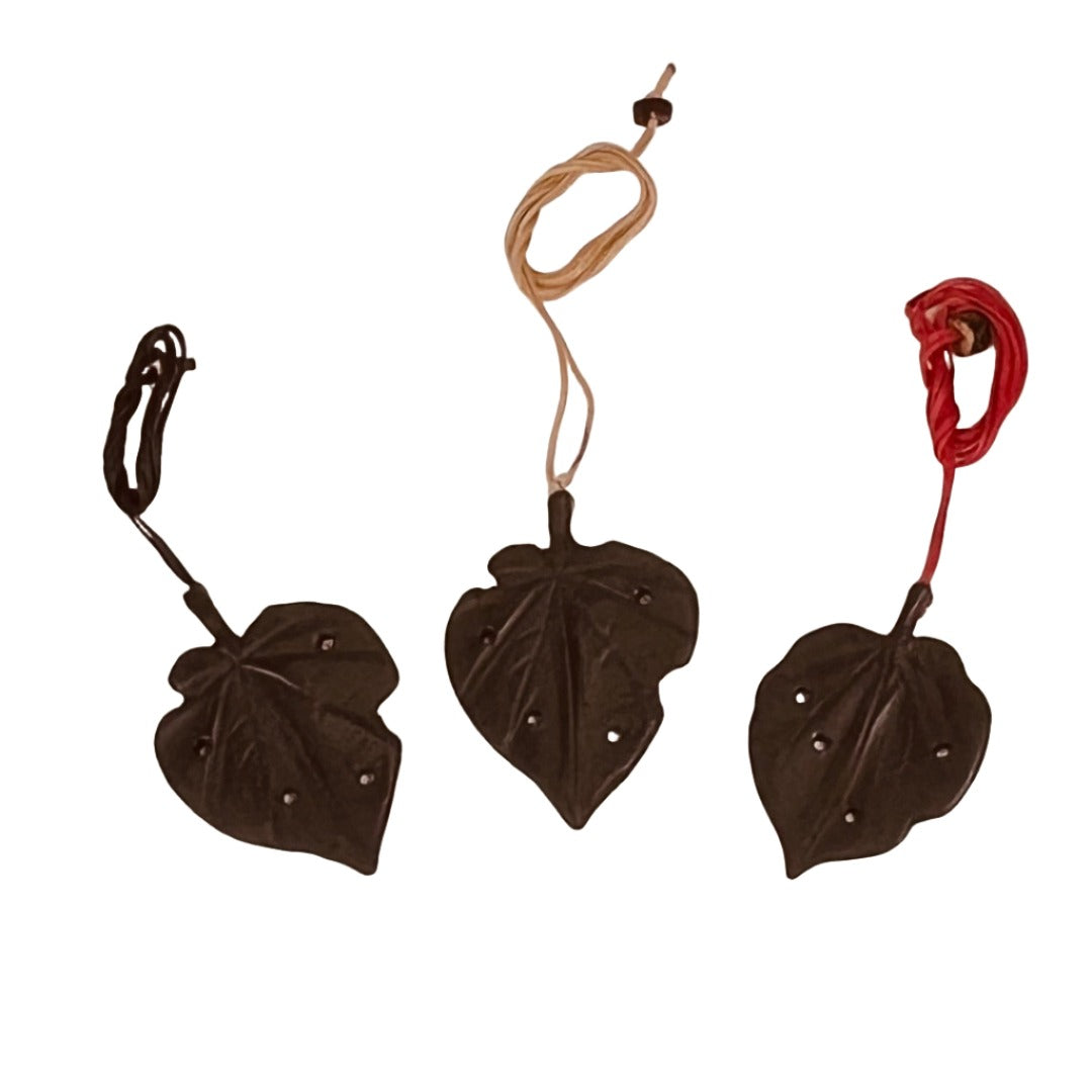 Kawakawa Bronze Pendant