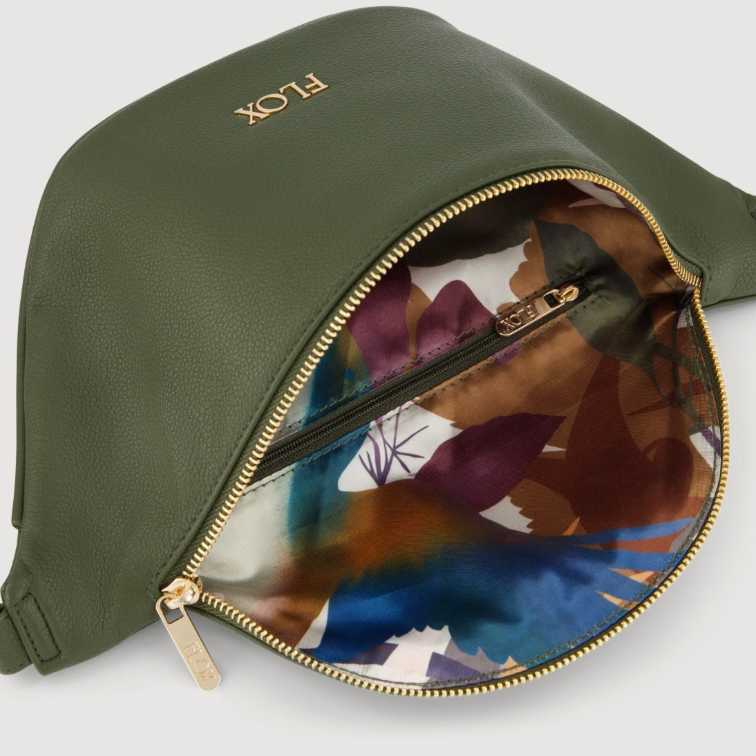 Ahi Beltbag With Charm