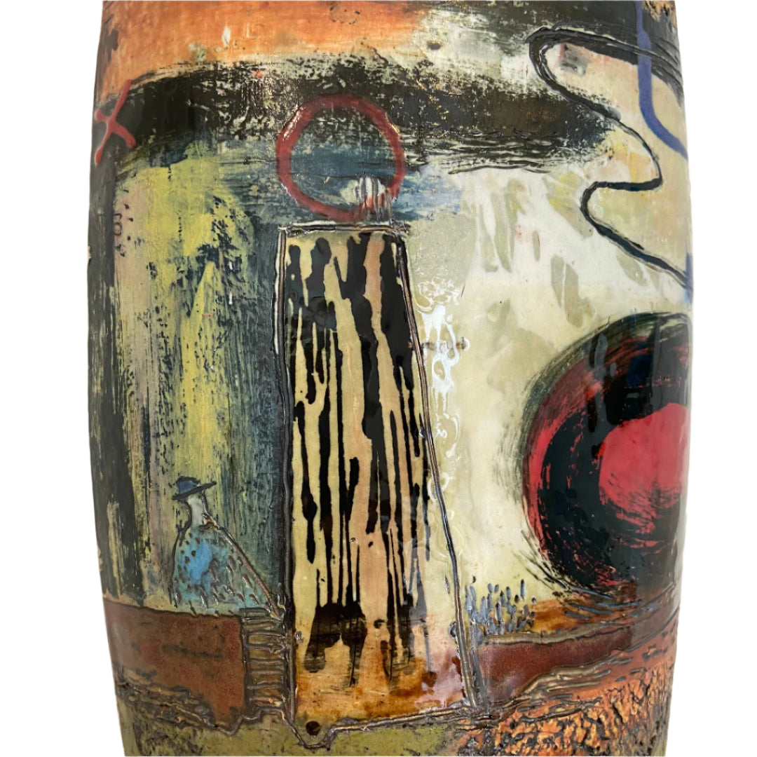 Ceramic Pointed Shield | Man with Blue Hat