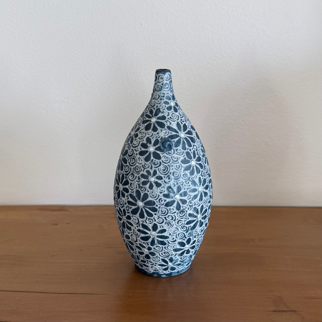 Intaglio Daisy Bottle Vases