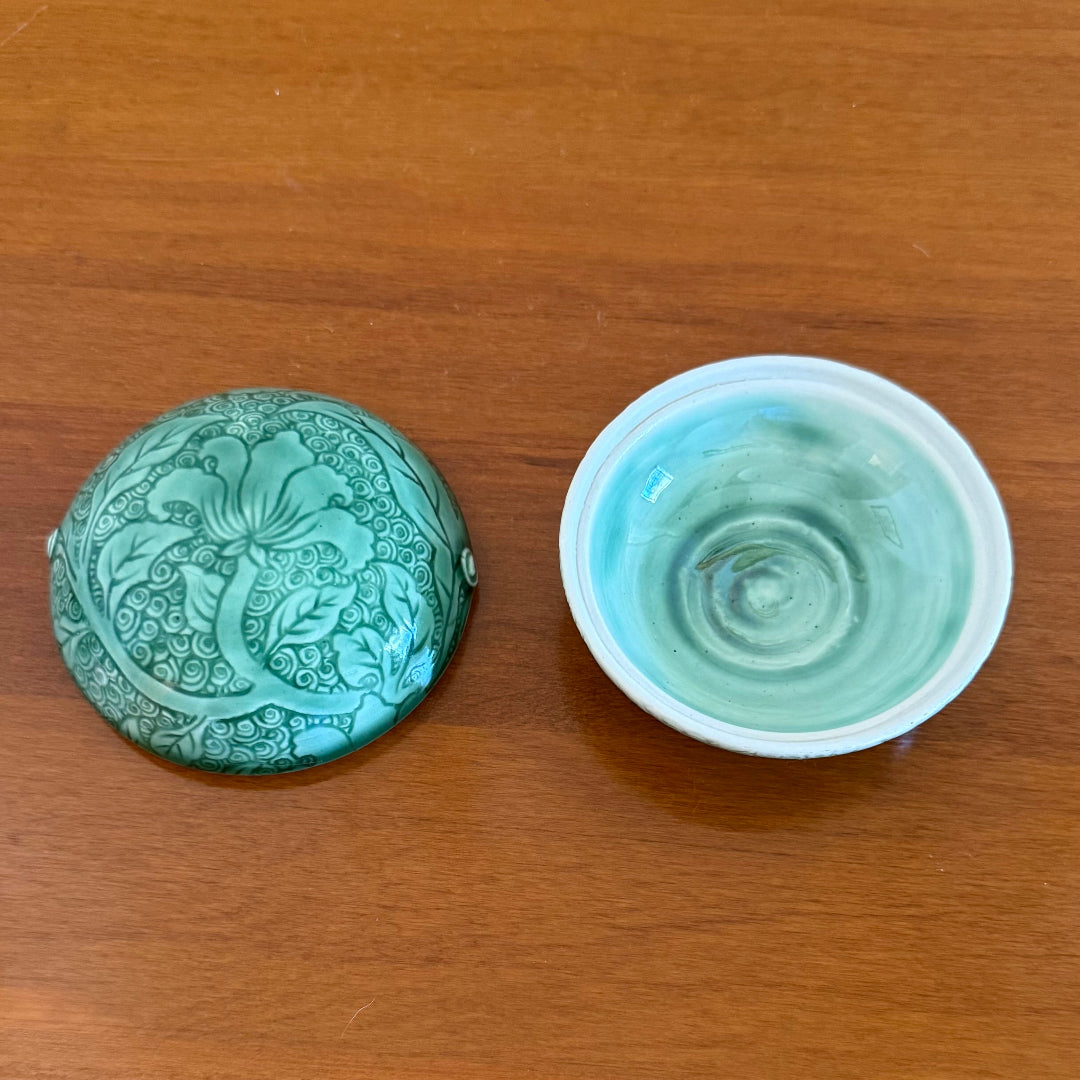 Intaglio Lidded Jewellery Dish | Lotus Flowers