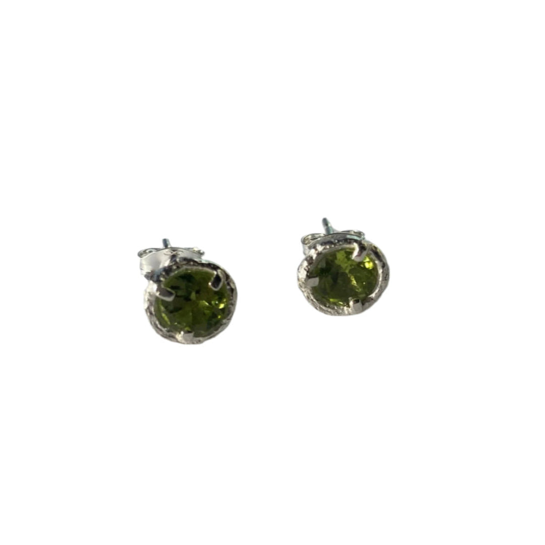 Briar Bud Studs