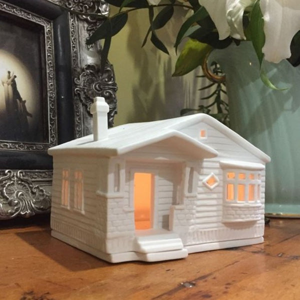 NZ Bungalow Porcelain Tealight