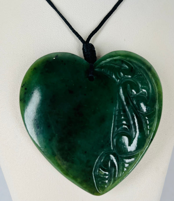 Pounamu Carved Heart Pendant | New Zealand Greenstone