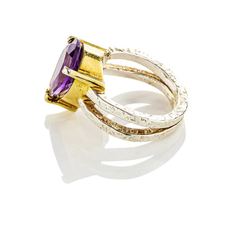 Venus Ring Gold Detail Purple Amethyst